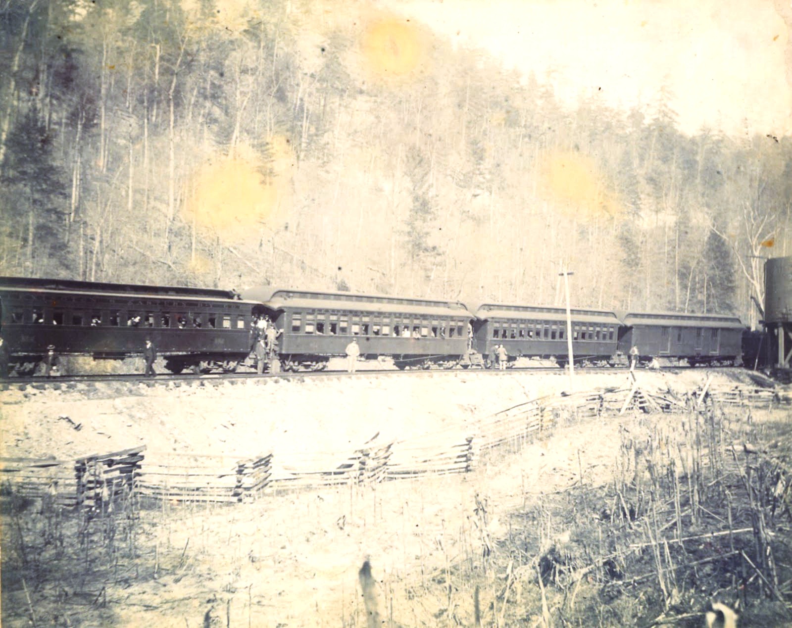 Students traveled to Natural Bridge via the Lexington and Eastern Railway Company. Photo courtesy of UK Special Collections. Students traveled to Natural Bridge via the Lexington and Eastern Railway Company. Photo courtesy of UK Special Collections.